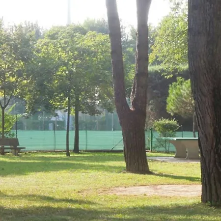 Appartement With Pool Garden And Fireplace Bibione