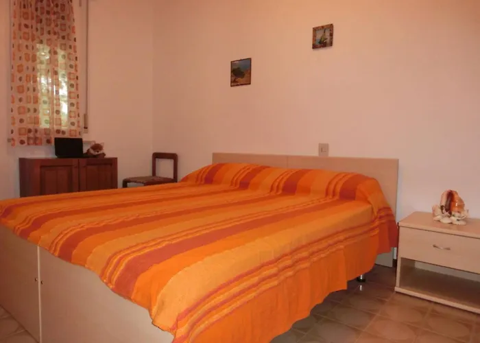 With Pool Garden And Fireplace アパート *